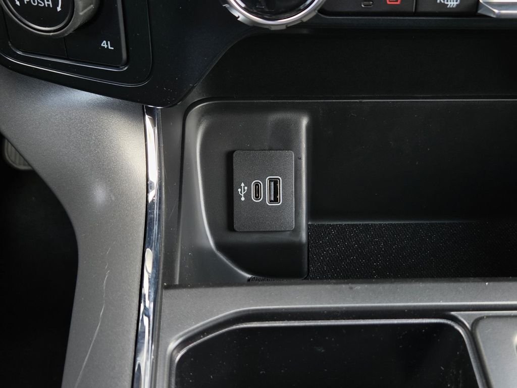 New 2026 Oxford White Ford XLT image 33