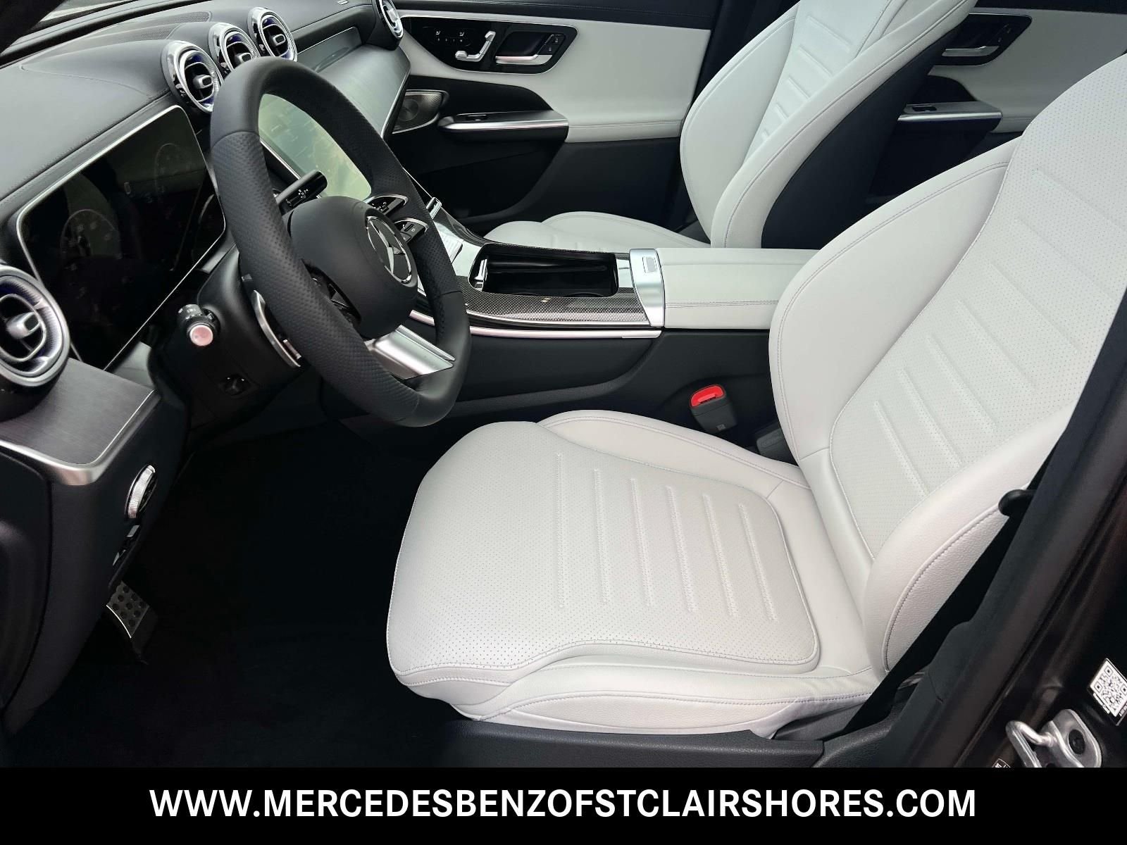 New 2026 MANUFAKTUR exclusive graphite grey magno Mercedes-Benz GLC 300 image 21