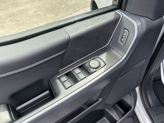 New 2026 Avalanche Ford XLT image 17