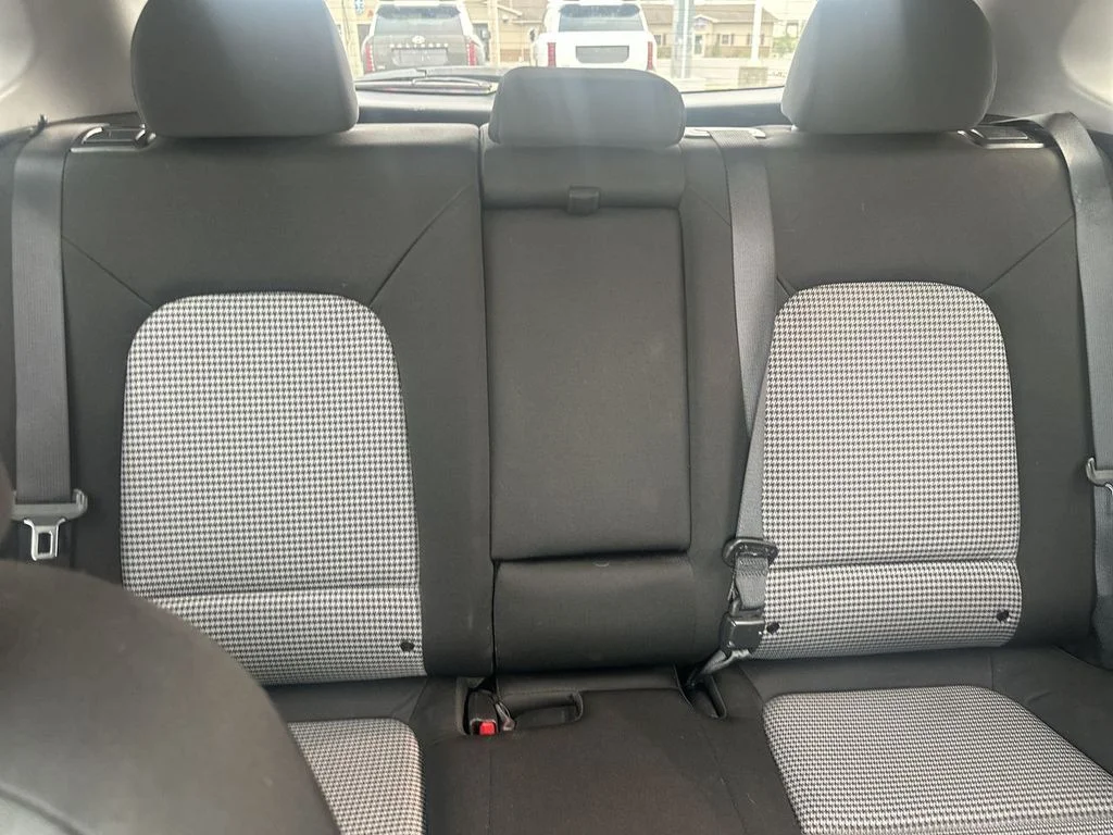 Used 2020 Gray Hyundai SEL image 13