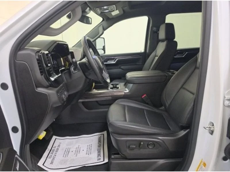 Used 2024 Iridescent Pearl Tricoat Chevrolet LTZ image 6