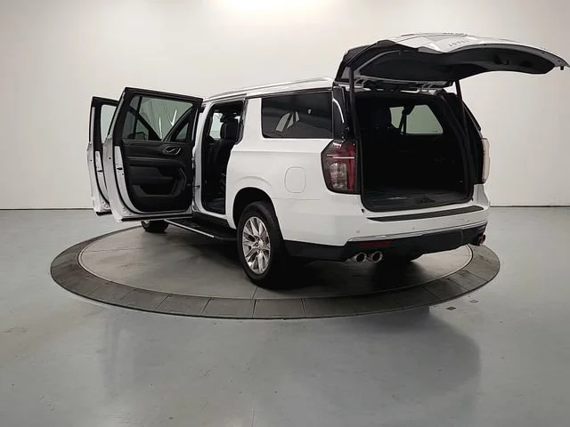 Used 2023 SUMMIT WHITE Chevrolet Premier image 12