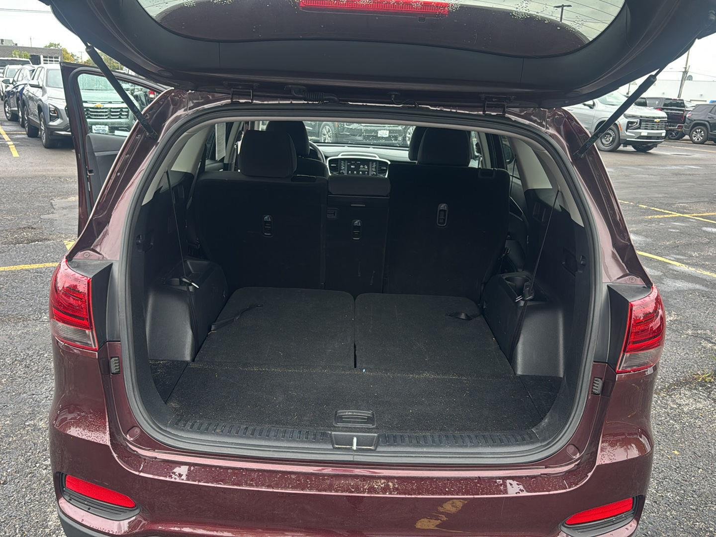 Used 2019 Sangria Kia LX image 23