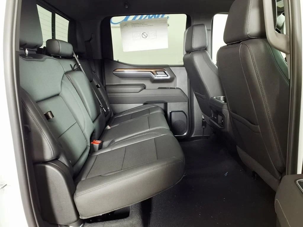 New 2026 Summit White Chevrolet LT image 10