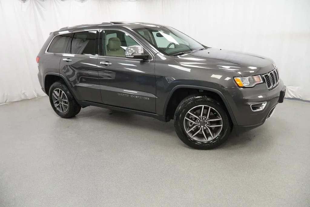 Used 2021 Gray Jeep Limited image 12