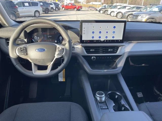 New 2026 Vapor Blue Metallic Ford Active image 4