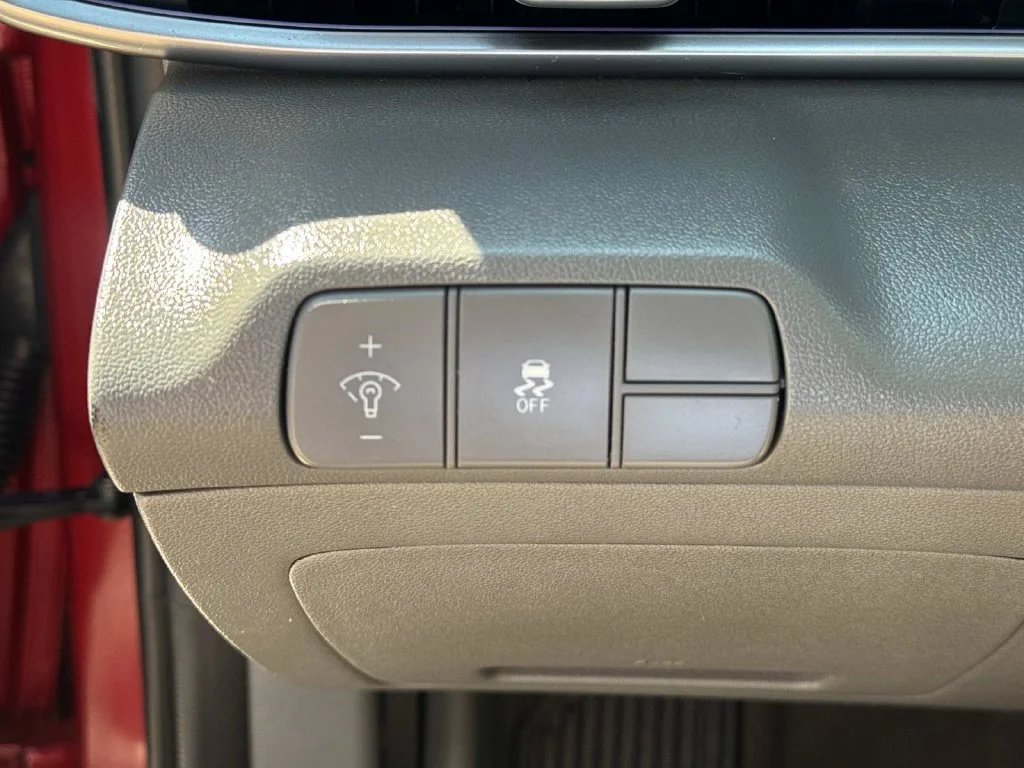 Used 2024 Red Hyundai SEL image 35