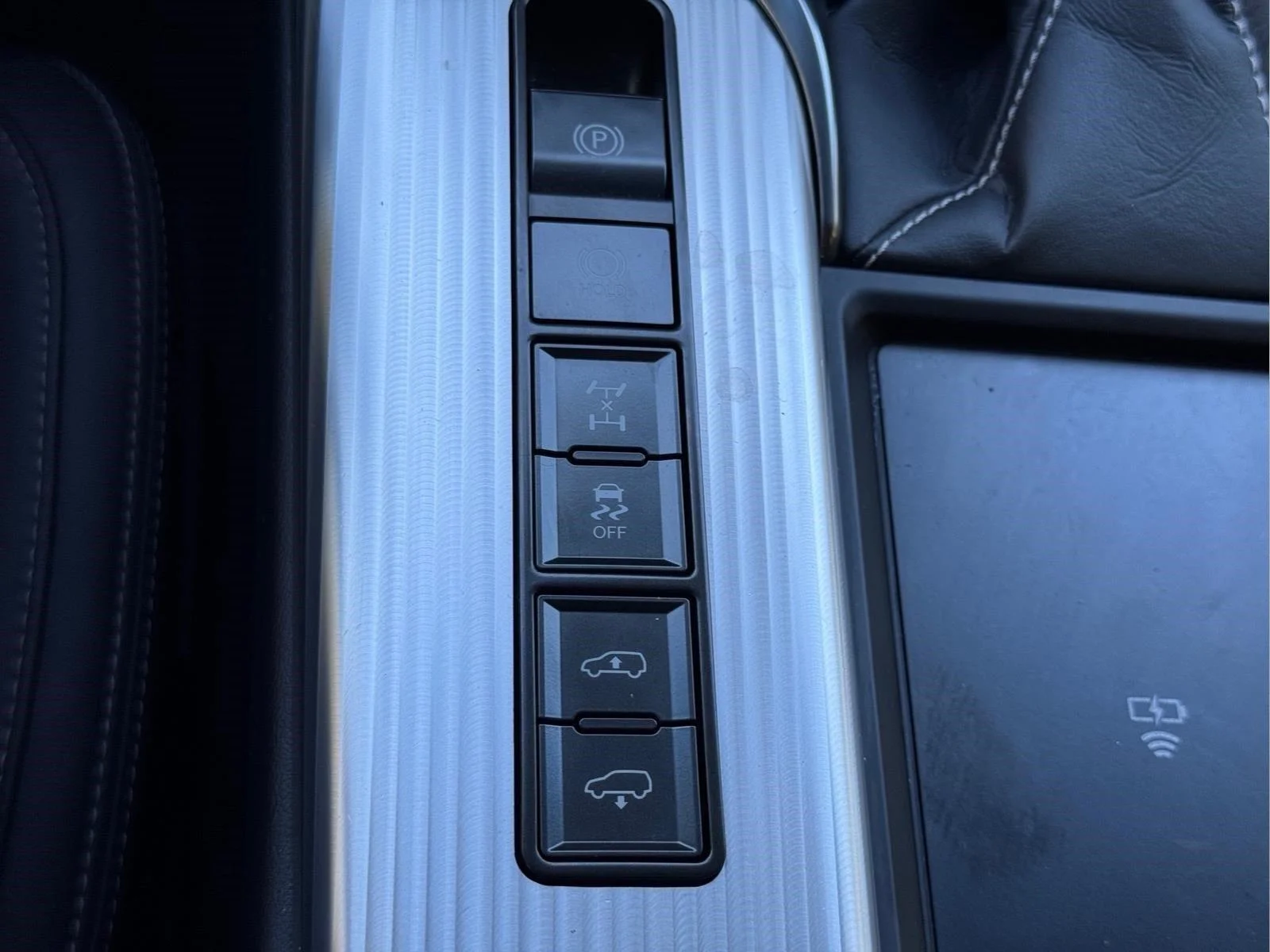 Used 2023 Ultra White Lexus LX 600 F SPORT image 24