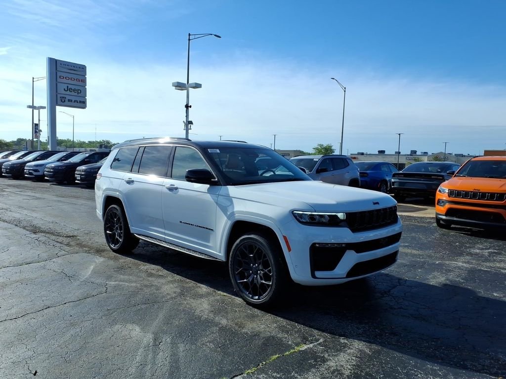 New 2026 Bright White Clear-Coat Exterior Paint Jeep Summit image 1