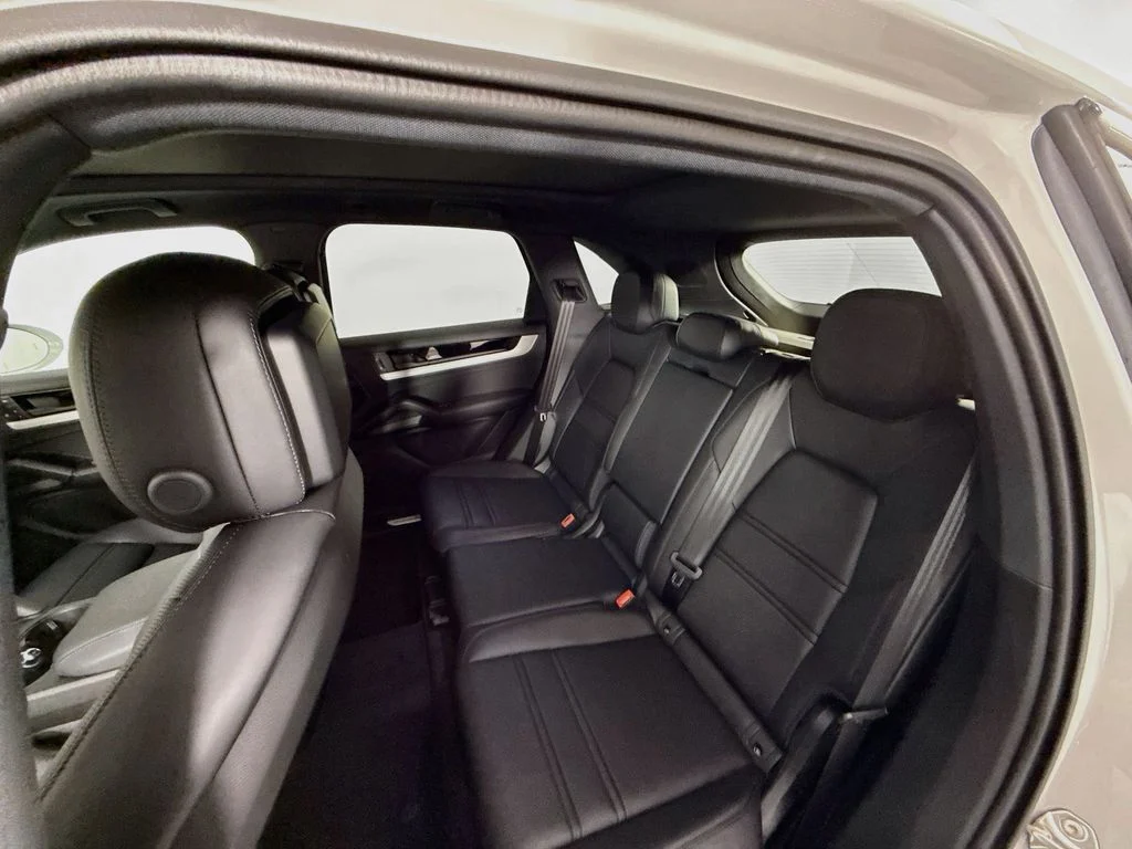 Certified Used 2025  Porsche  image 24