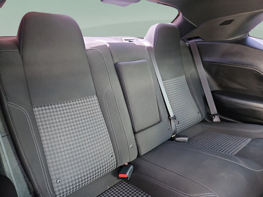 Used 2023 Black Dodge SXT image 38