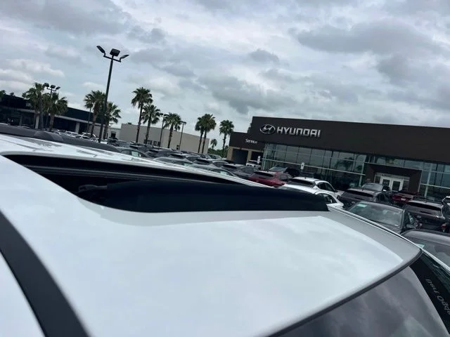 Used 2025 White GMC AT4 image 8
