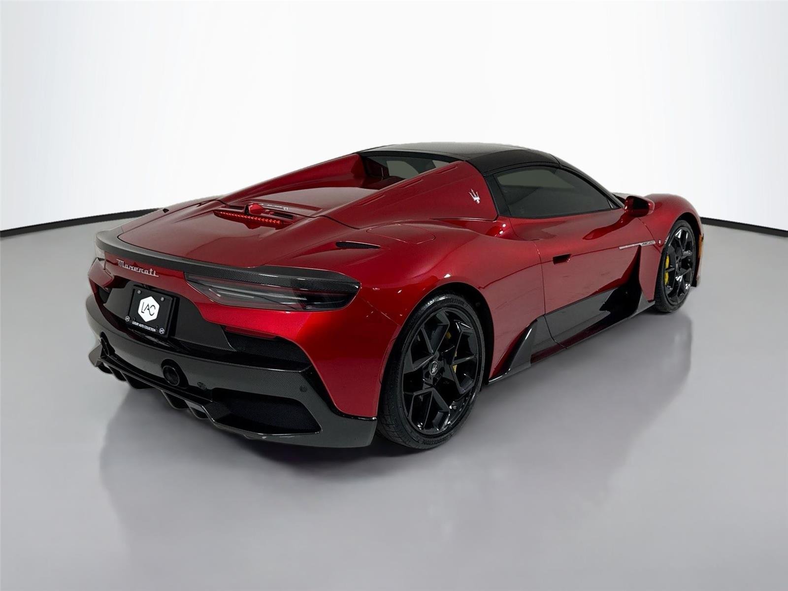 Used 2023 Exclusive Rosso Vincente Maserati Cielo Spider | $350k MSRP | Carbon Race Seats | Int & Ext Carbon image 54