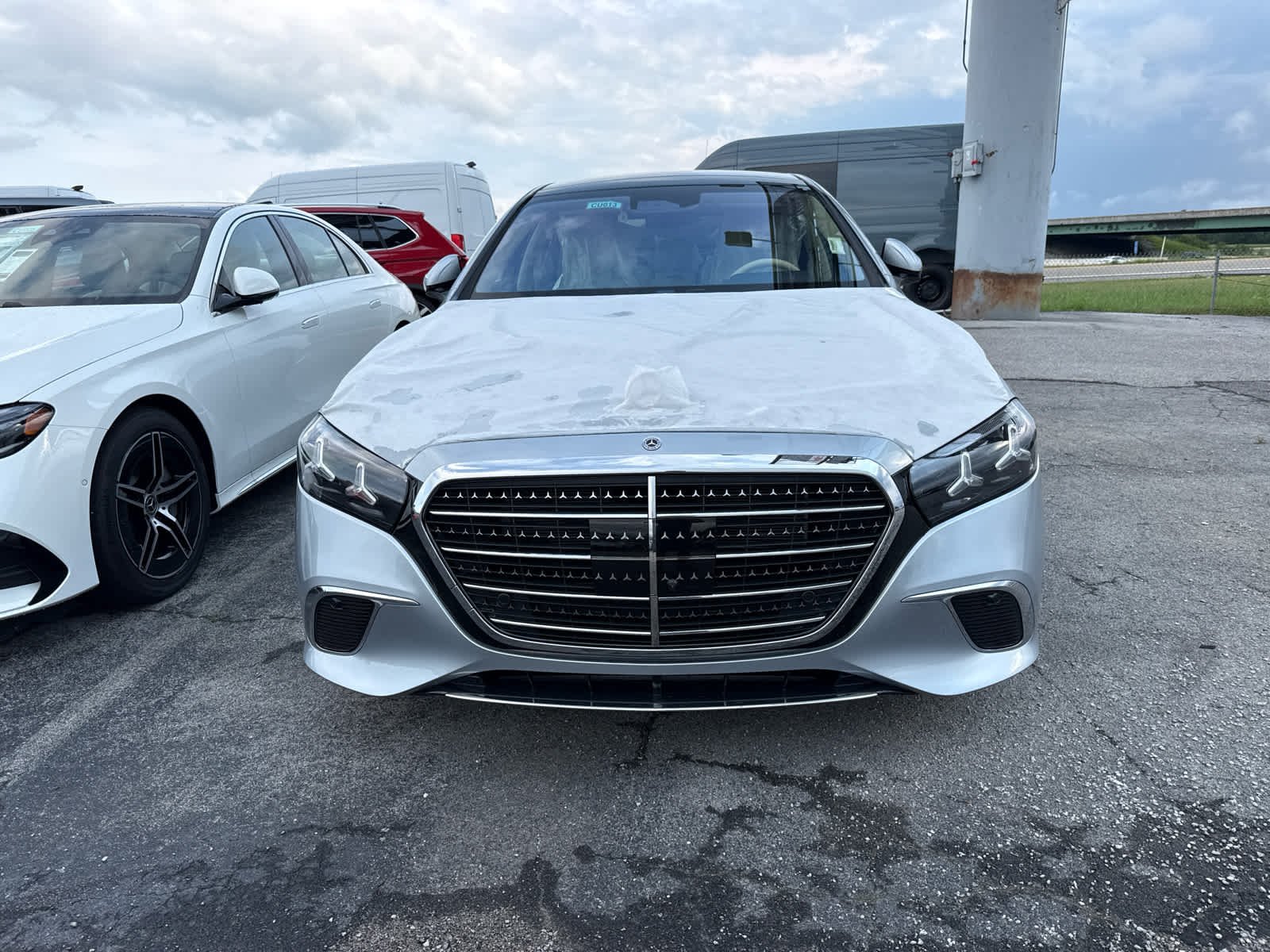 New 2027 Cirrus Silver Metallic Mercedes-Benz S 580 image 7