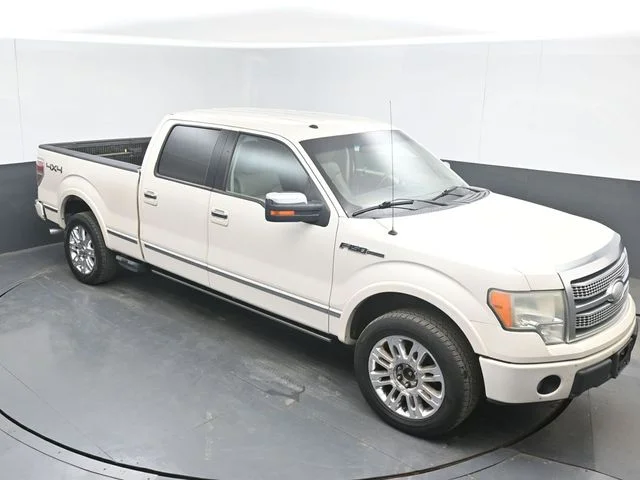 Used 2009 Oxford White Clearcoat Ford Platinum image 13