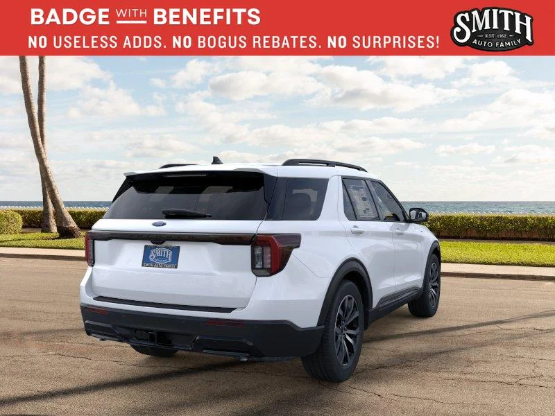 New 2026 Star White Metallic Tri-Coat Ford ST-Line image 9