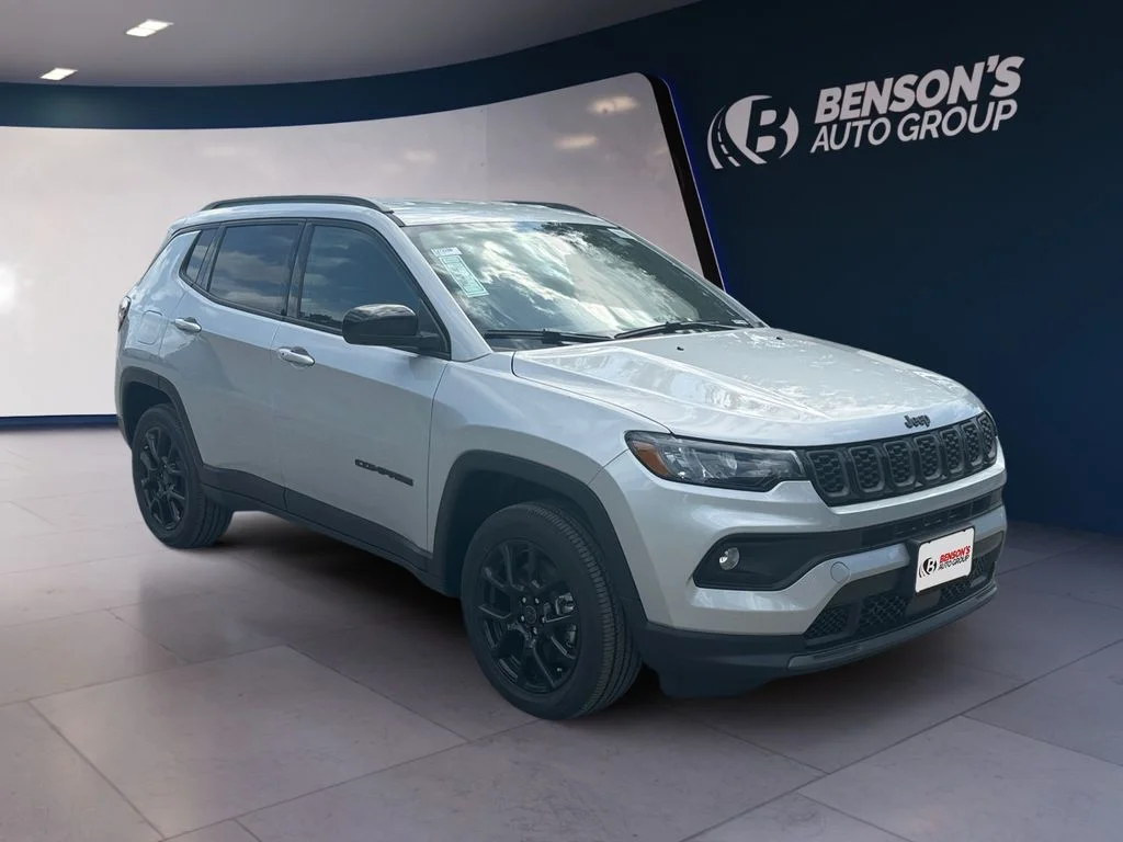 New 2026 Silver Jeep Latitude image 7