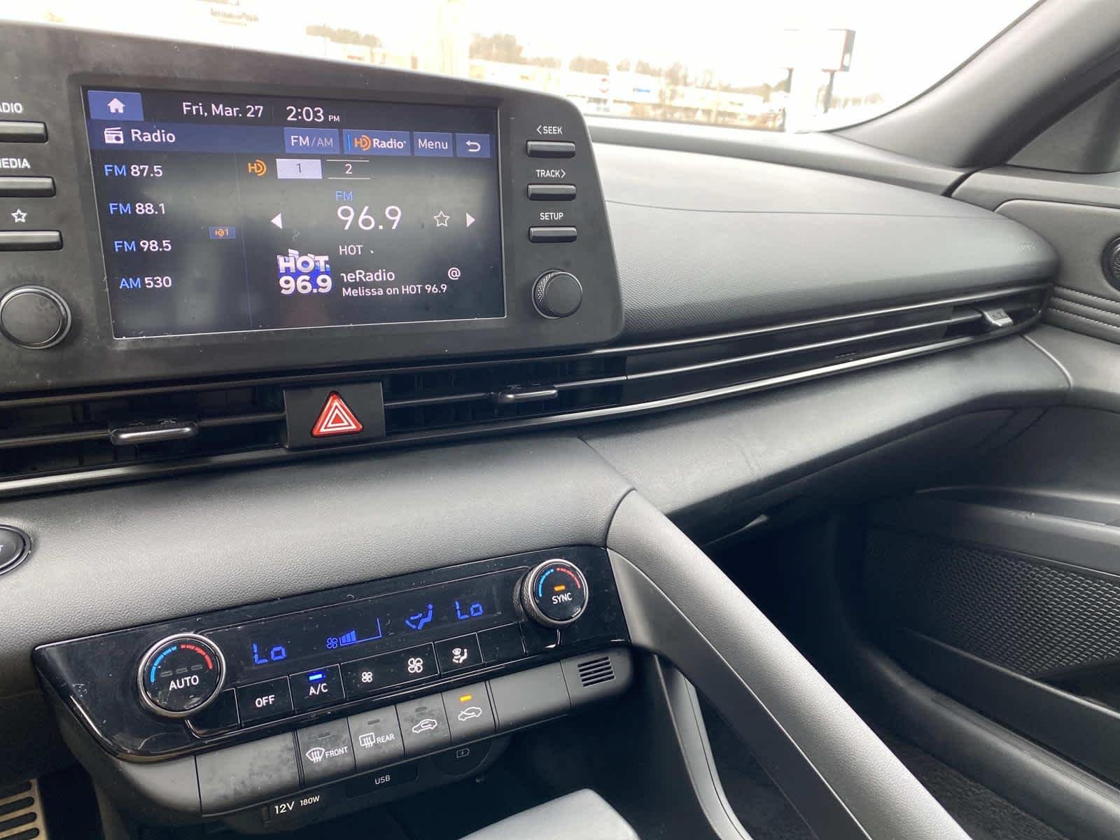 Certified Used 2025 Fluid Metal Hyundai SEL Sport image 27