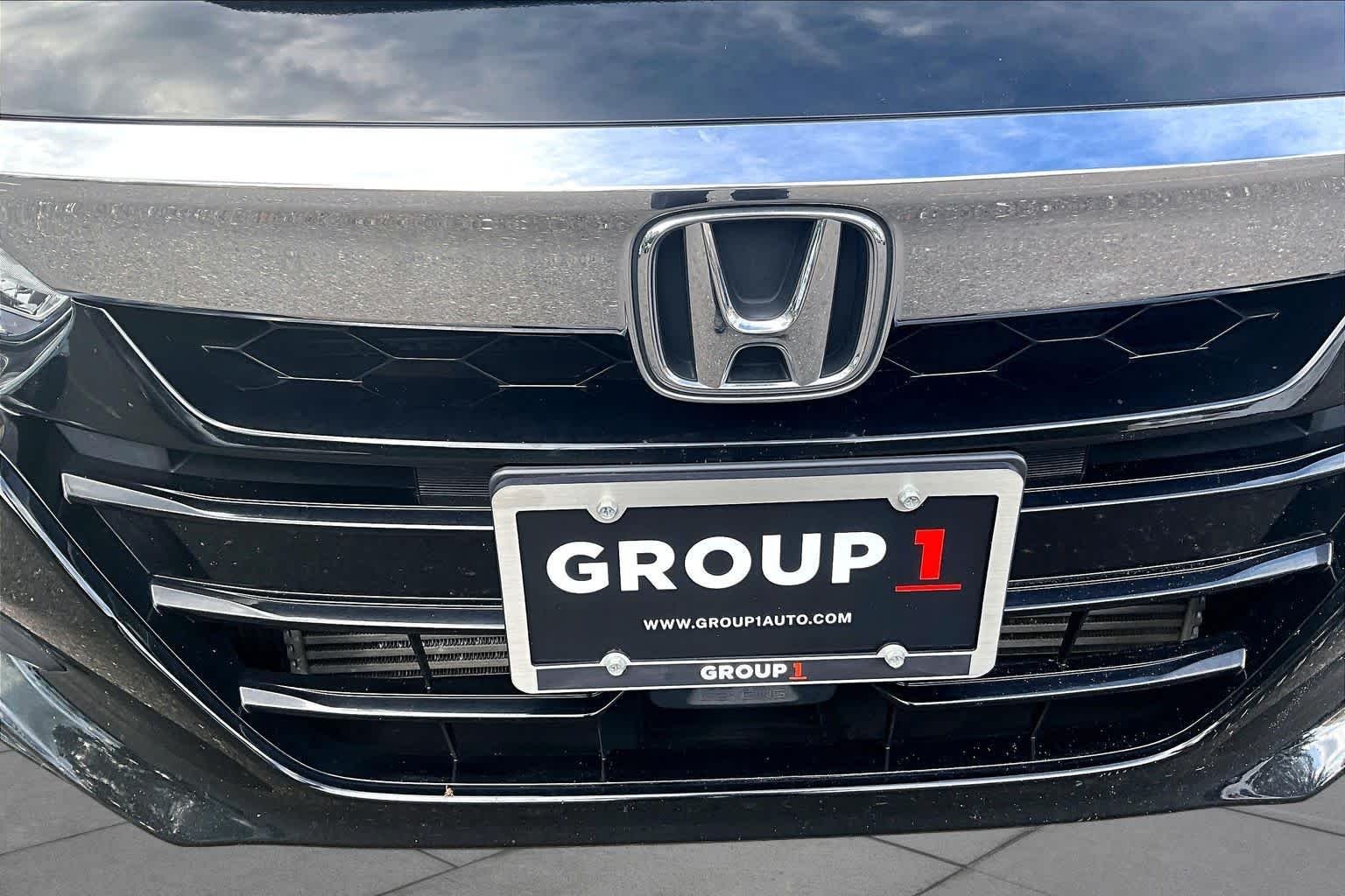 Used 2019 Crystal Black Pearl Honda LX 1.5T image 31