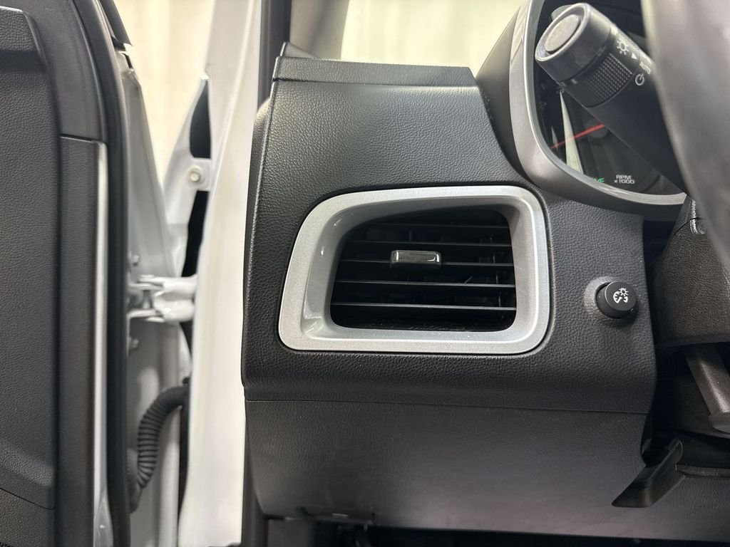 Used 2012 Summit White Chevrolet LT image 23