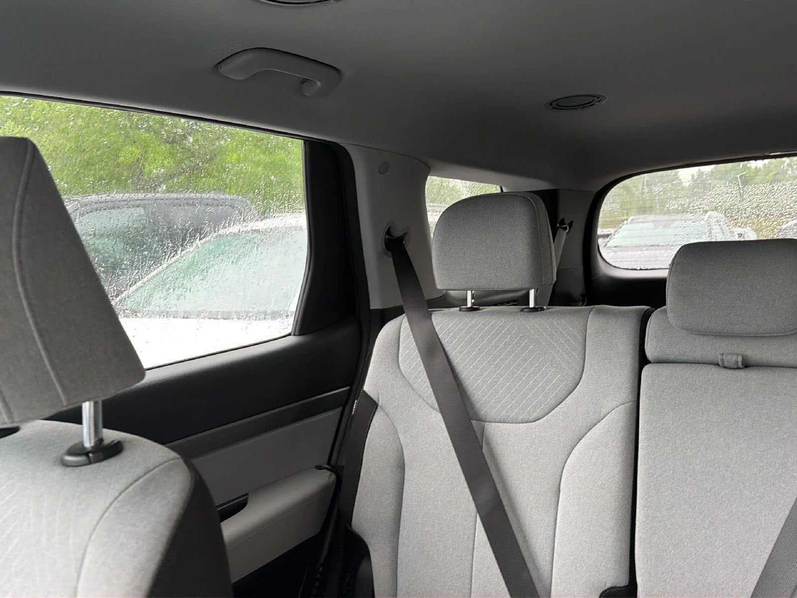 Used 2023 Moonlight Cloud Hyundai SE image 6