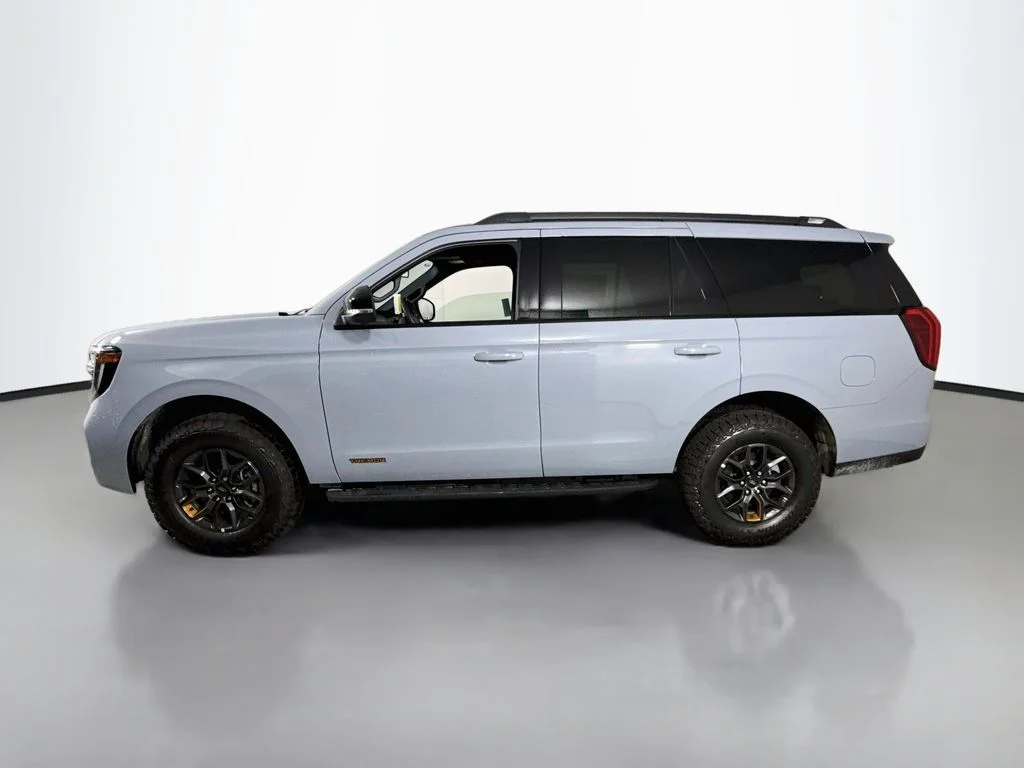 New 2027 Glacier Gray Metallic Tri-Coat Ford Tremor® image 4