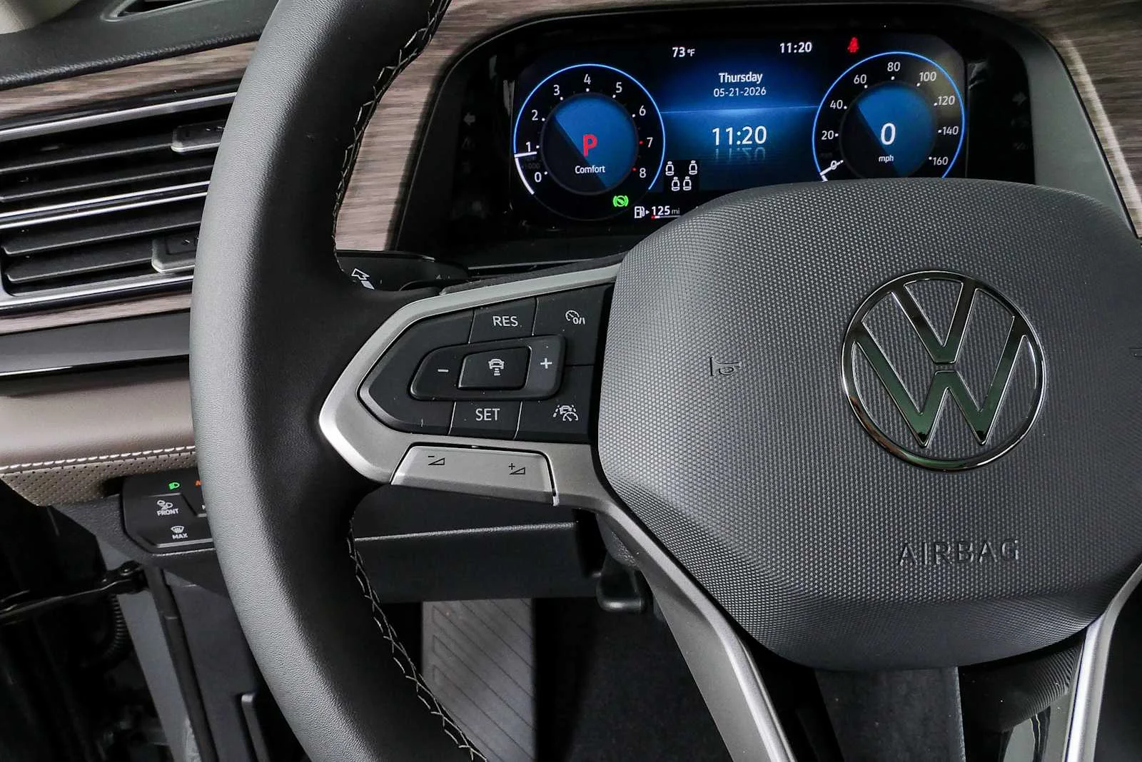 New 2026 Pure Gray Volkswagen 2.0T SEL image 9