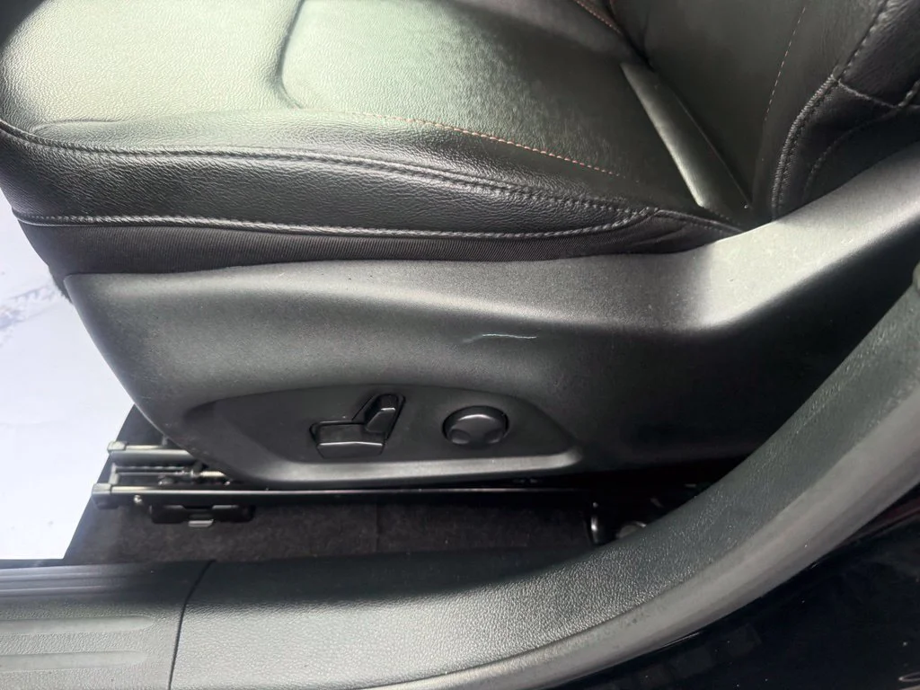 Used 2024 Black Jeep Latitude Lux image 16