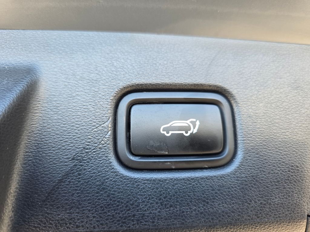 Certified Used 2025 Gray Hyundai SEL image 13
