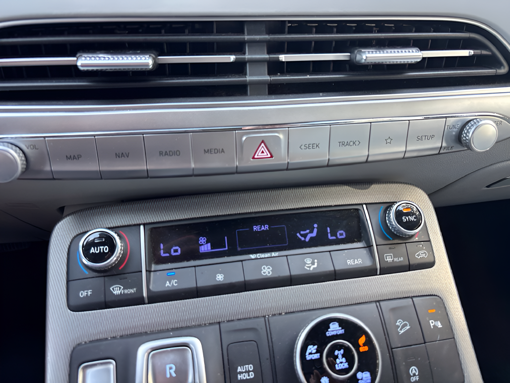 Certified Used 2022 Blue Hyundai SEL image 35