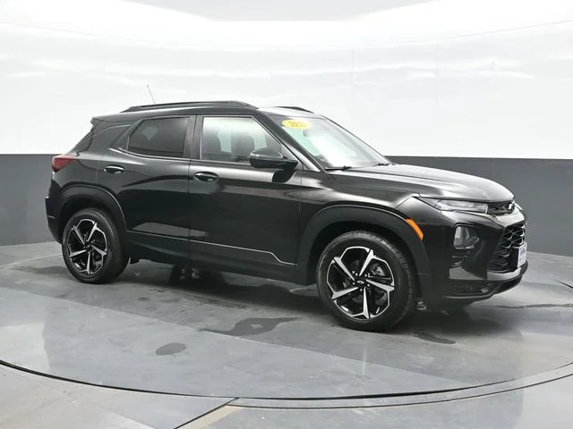 Used 2022 Black Chevrolet RS image 7