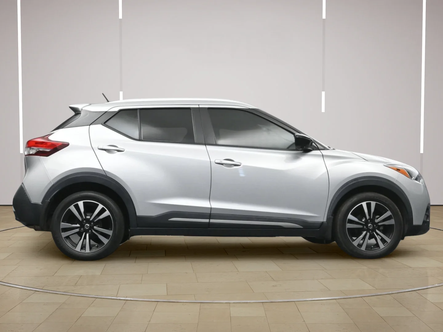 Certified Used 2020 Brilliant Silver Metallic Nissan SR image 24
