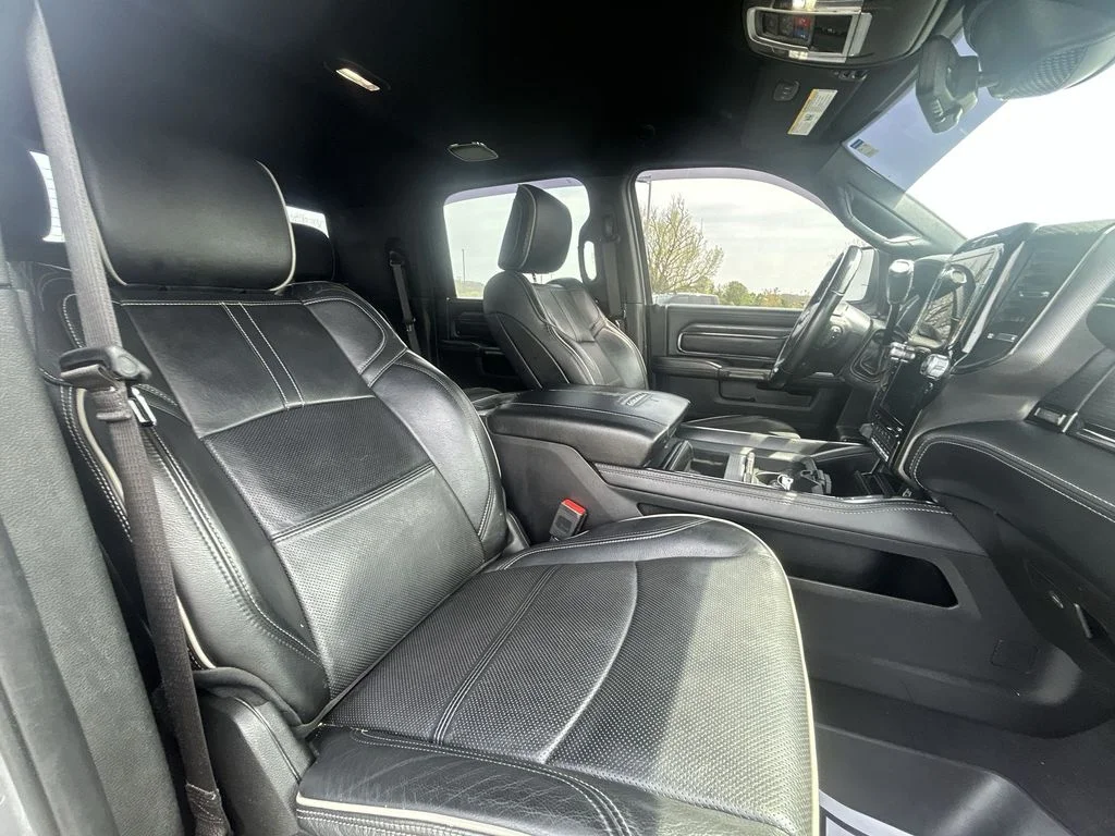 Used 2022 Silver Ram Limited image 30