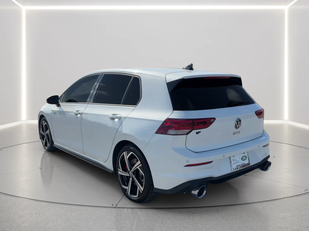 Used 2025 White Volkswagen 2.0T SE image 7