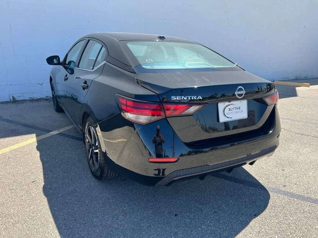 Used 2025 Black Nissan SV image 4