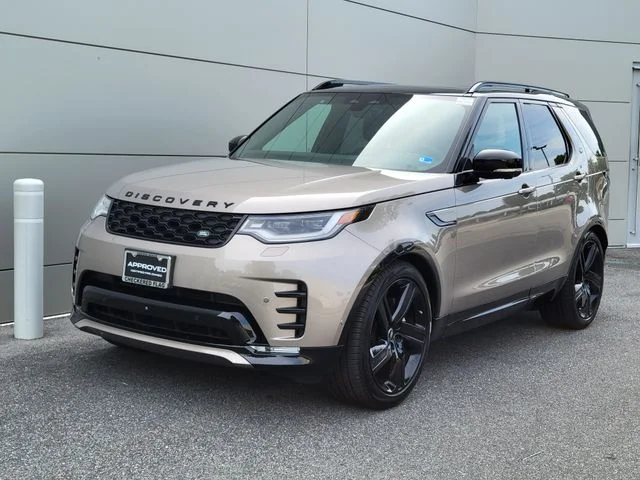 2025 Land Rover Discovery Dynamic SE