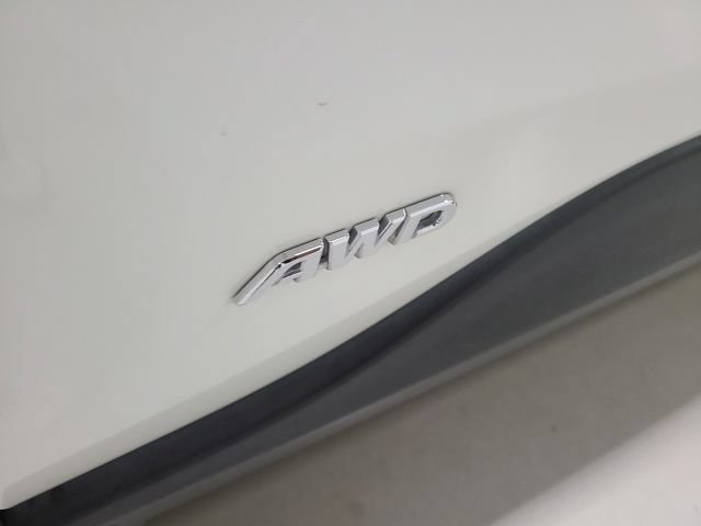 Certified Used 2022 Blizzard Pearl Toyota Hybrid XLE Premium image 11