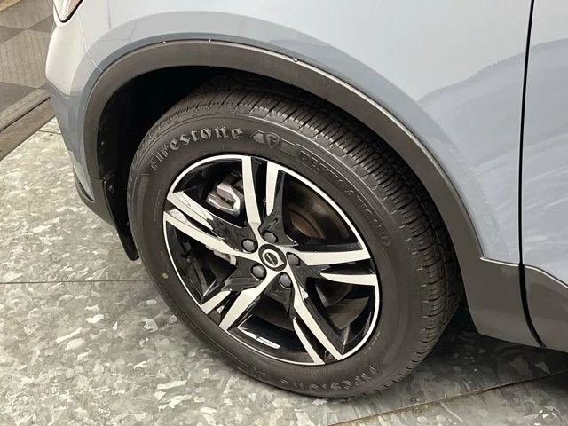 2023 Volvo XC40 Core - Photo 30