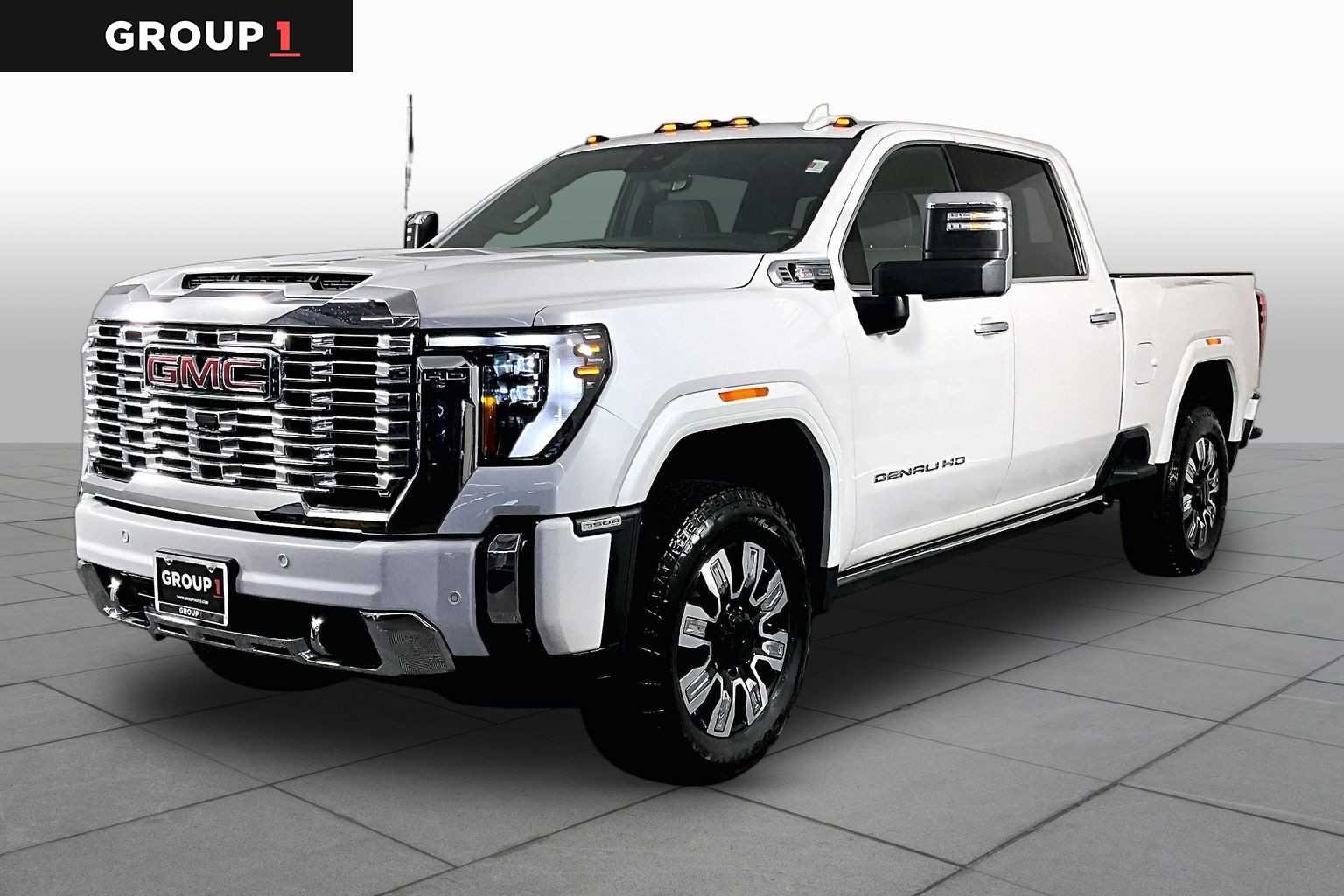 2024 GMC Sierra 4WD Crew Cab Standard Box Denali's photo