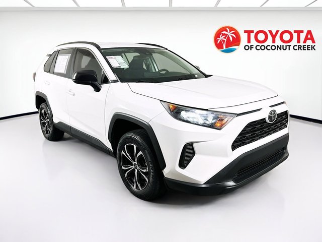 2020 Toyota RAV4 media 1