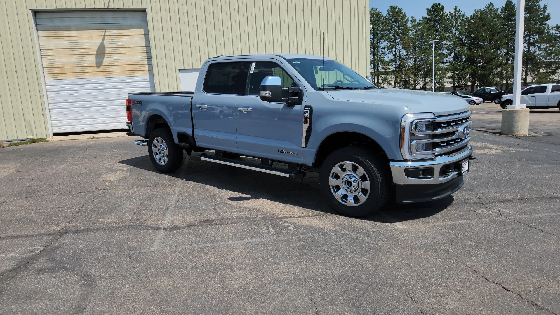 New 2026 Glacier Gray Metallic Tri-Coat Ford LARIAT image 9