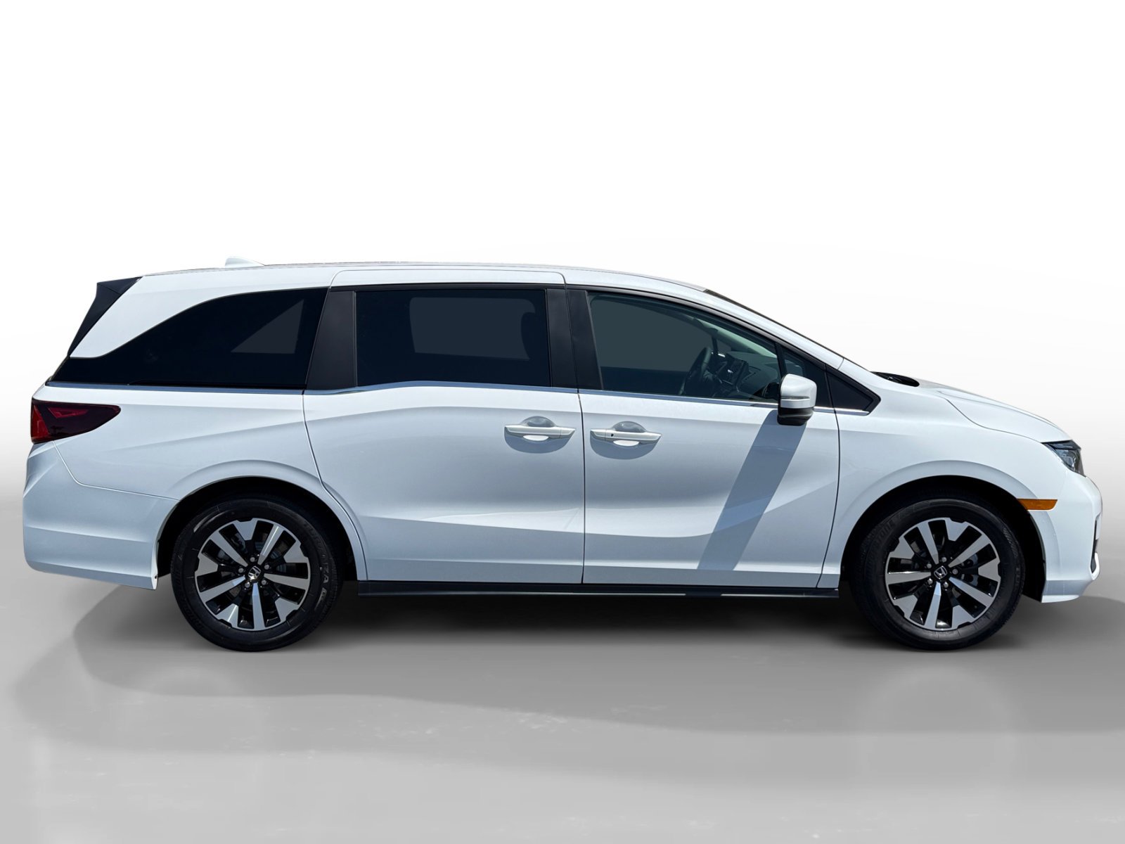 2026 Honda Odyssey EX-L - Photo 6