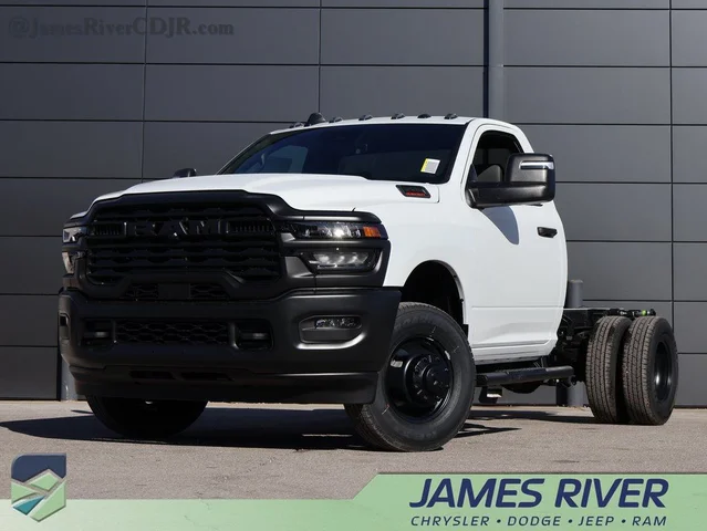 2026 RAM 3500 Chassis Tradesman