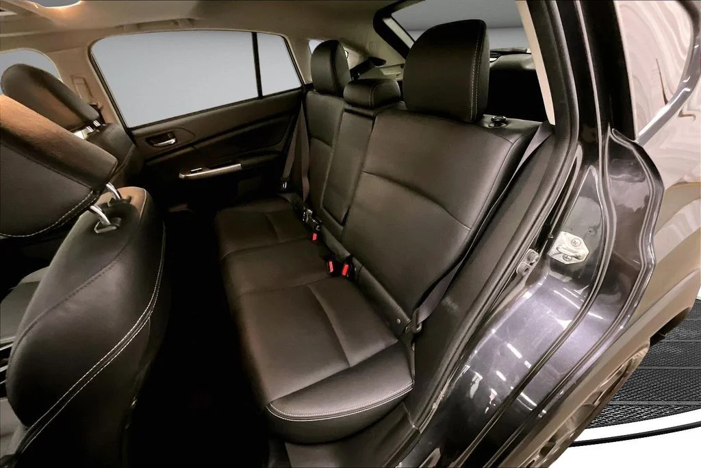 Used 2015 Gray Subaru 2.0i Limited image 21