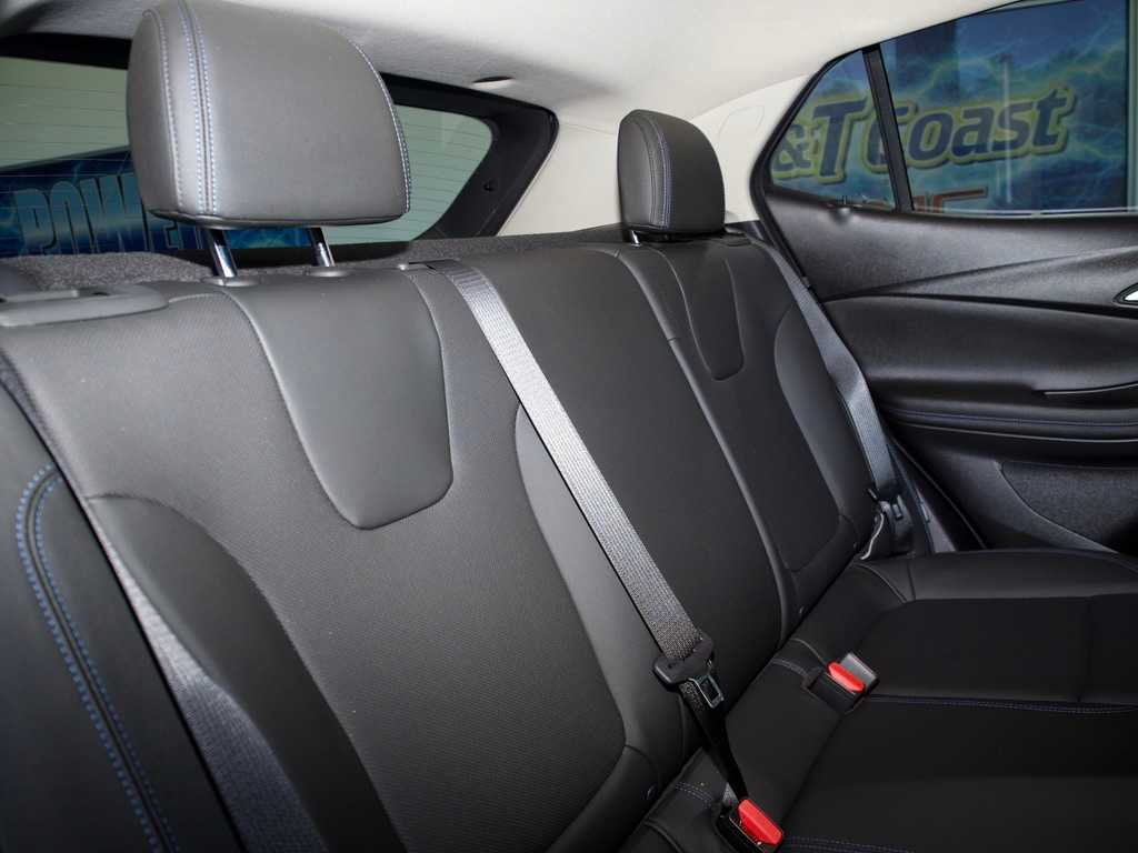 2025 Buick Encore GX Sport Touring - Photo 31