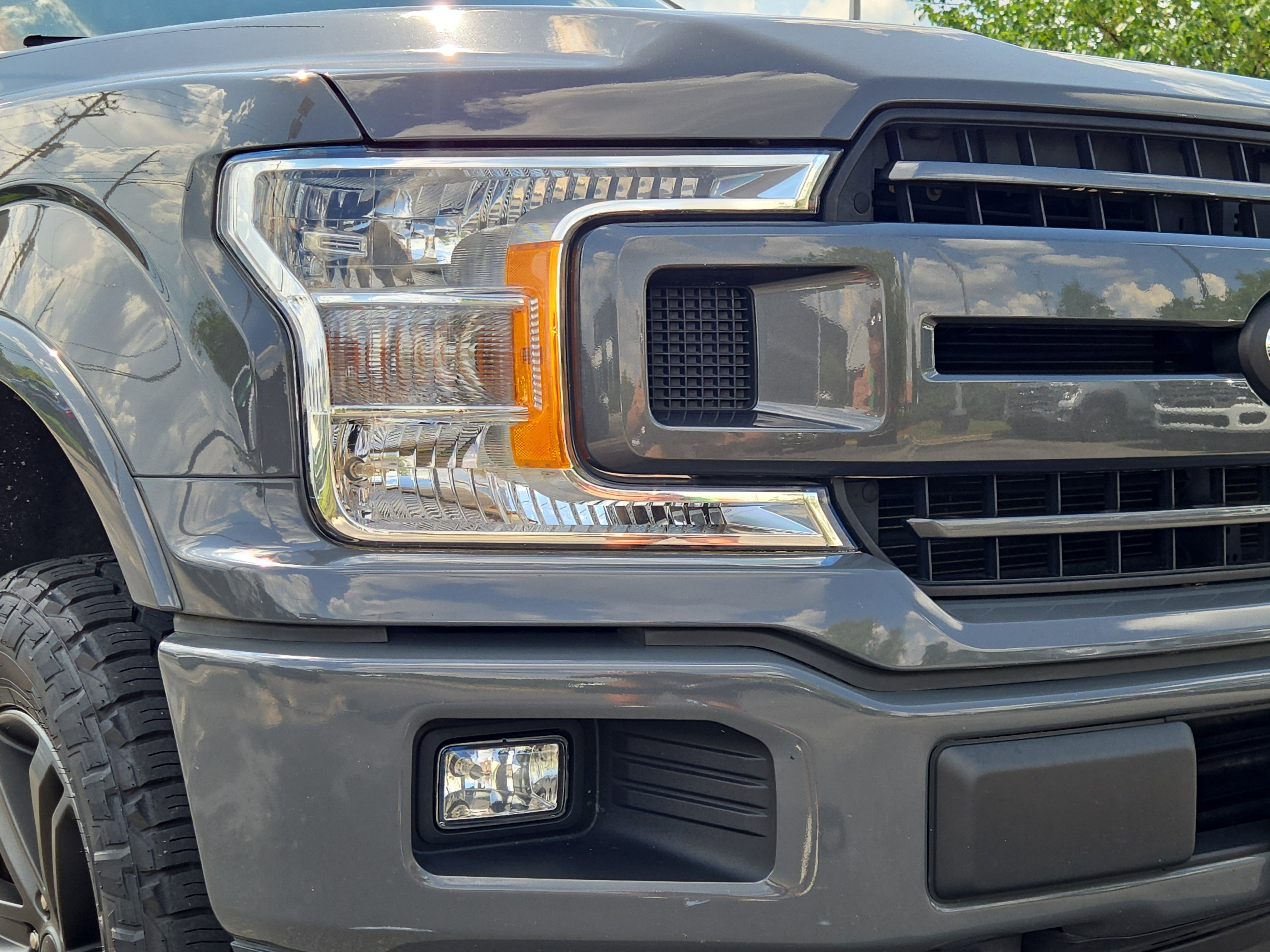 Used 2020 Gray Ford LARIAT image 3