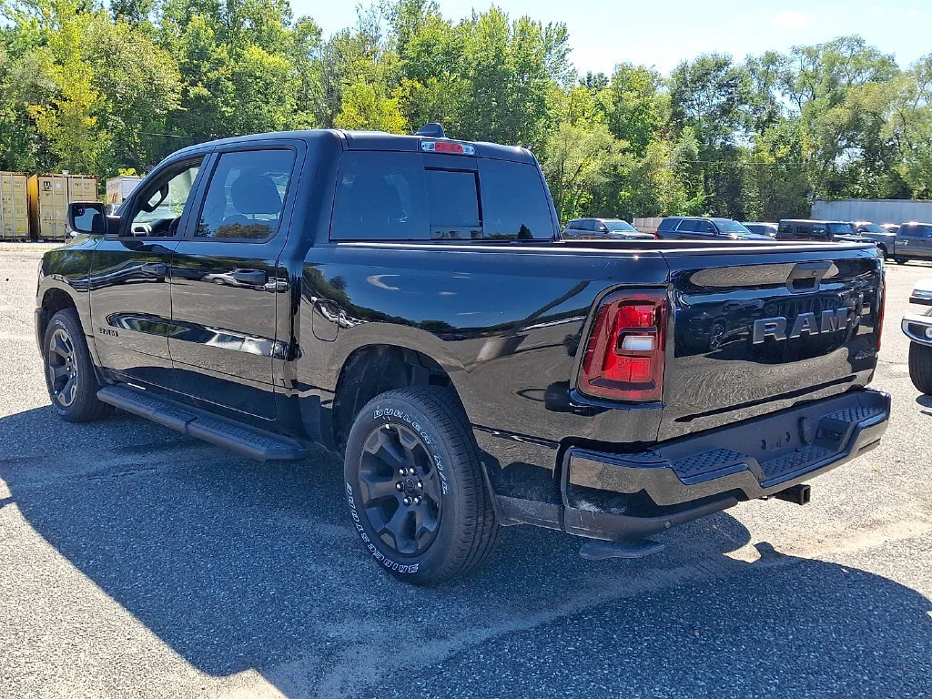 New 2026 Diamond Black Crystal Pearl-Coat Exterior Paint RAM Express image 6