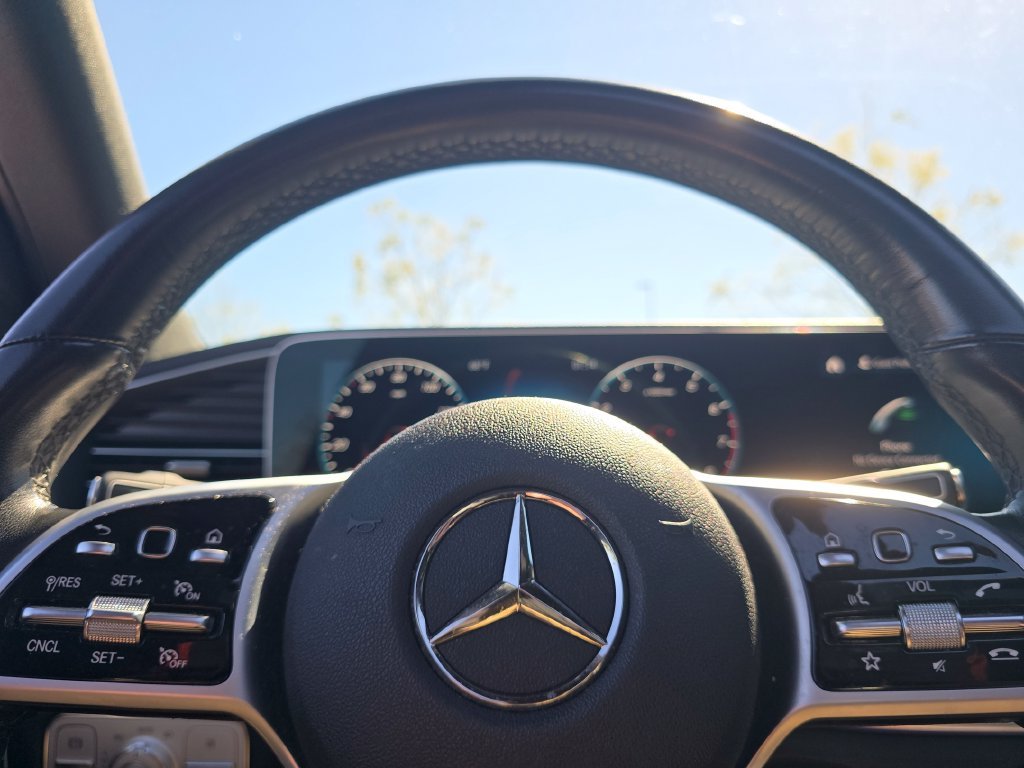Used 2021 Black Mercedes-Benz GLE 350 image 31