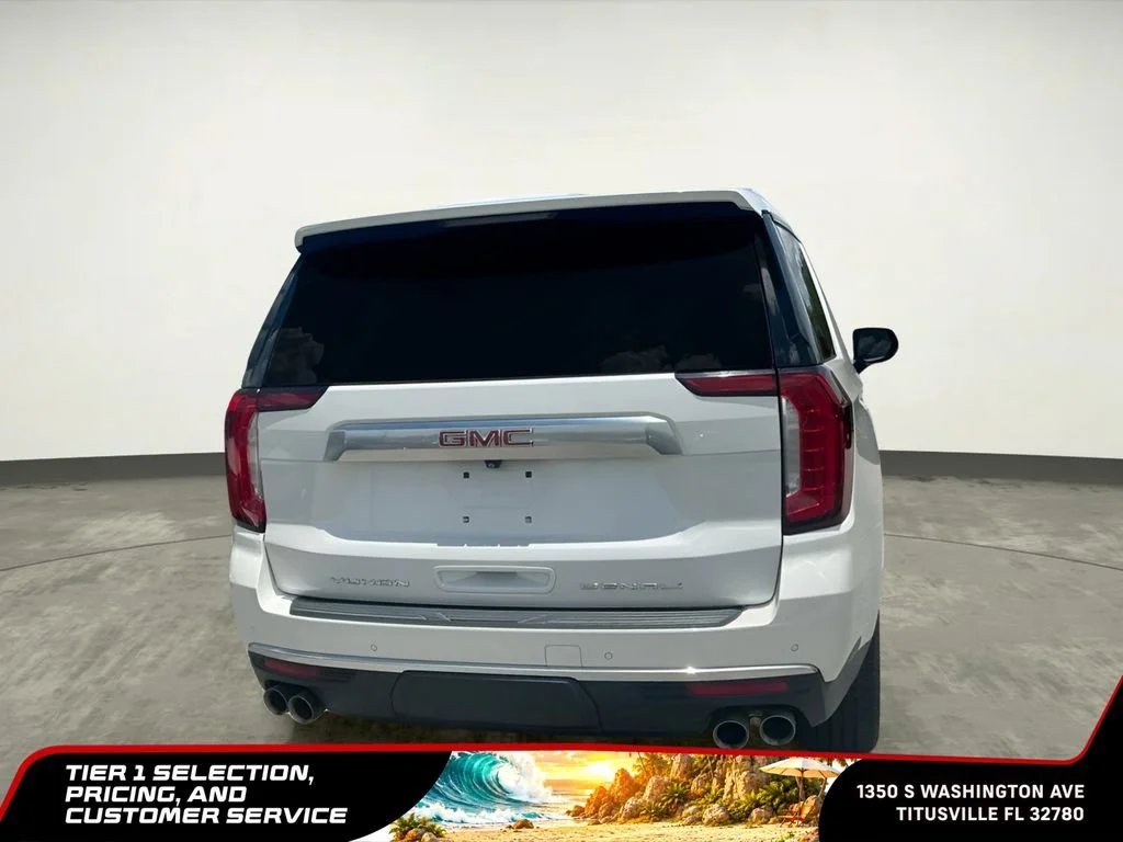 Used 2022 White Frost Tricoat GMC Denali image 8