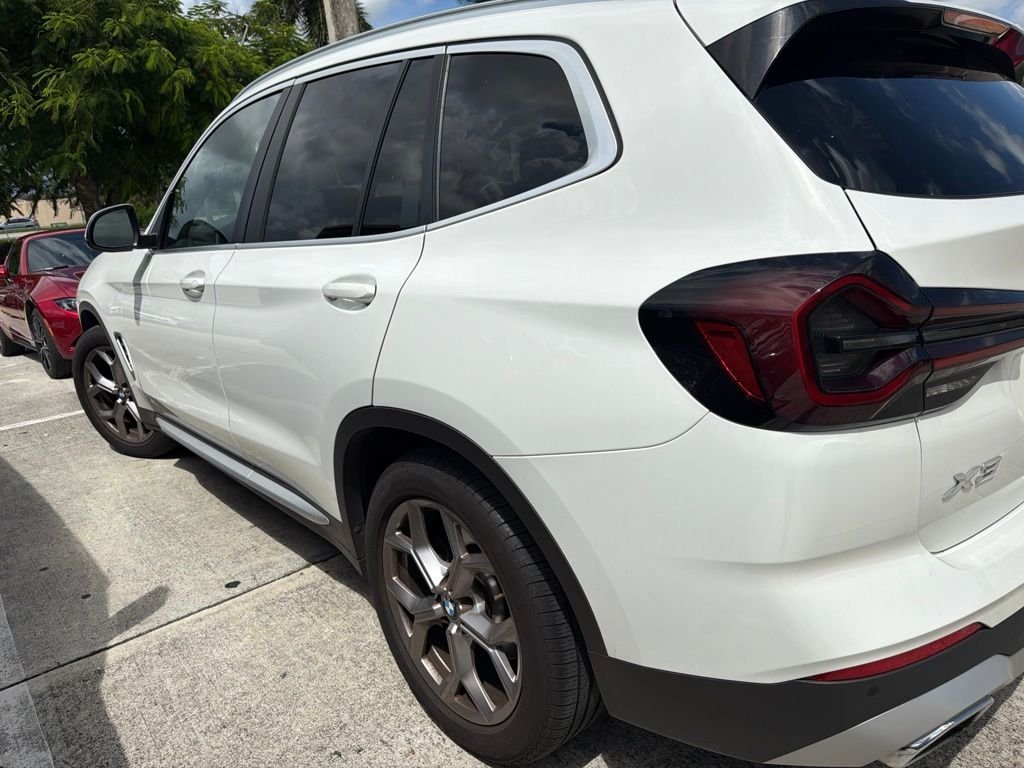 Certified Used 2022 Alpine White BMW sDrive30i image 5